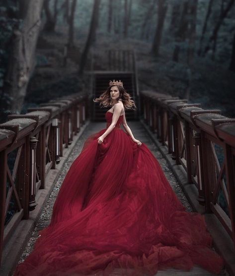 Red Princess Gown, Princess Shot, Prom Photography Poses, Fairytale Photoshoot, Dramatic Dresses, Red Princess, Prom Photoshoot, Fashion Model Poses, Nature Photoshoot