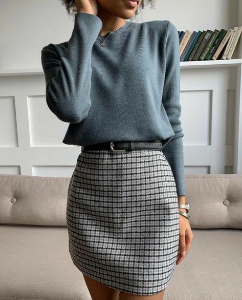 Skirt Inspiration, Millennials Fashion, A Skirt, Mode Inspo, Plaid Skirt, Work Outfits Women, 가을 패션, Edgy Outfits, Business Casual Outfits