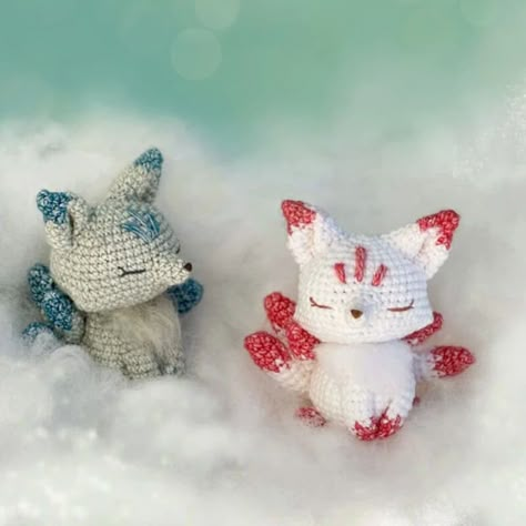 Crochet Unique, Confection Au Crochet, Pola Amigurumi, Crochet Design Pattern, Kawaii Crochet, Fox Pattern, Fun Crochet Projects, Flower Fairies, Crochet Diy