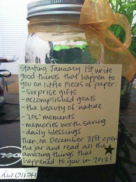 Tweet This Post Blessings Jar, Gratitude Jar, Memory Jar, Cool Ideas, E Card, Cool Stuff, New Years Resolution, Nouvel An, Surprise Gifts