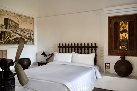 Geoffrey Bawa Architectural Tour | Teardrop Hotels Geoffrey Bawa Bedroom, Geoffrey Bawa Interiors, Geoffrey Bawa, Hotel Concept, Gate House, Villa With Private Pool, Spacious Living, Guest Suite, Glass House