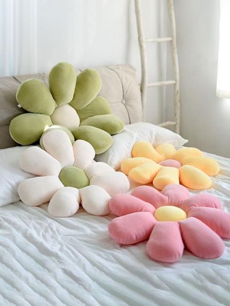 Fluffy Sofa, Tatami Floor, Daisy Pillows, Chambre Inspo, Doll For Kids, Flower Toy, Fun Throw Pillows, Pillow Flower, Bantal Sofa