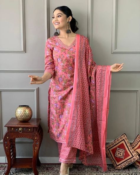 Looking for a casual wear Pure cotton fabric 60*60 Two colours available ❤️ 100 % guaranteed product ❤️ Heavy handwork on kurti Size M To XXL 38 to 44 Two colour Price - Rs.1295/-+Ship Extra 👈 👈 Cotton pants with kurta and Dupatta Cotton Suits Indian Casual, Kurta And Dupatta, Suits Indian, Pure Cotton Suits, Latest Bridal Lehenga, Long Kurti Designs, Cotton Suits, Kurta With Pants, Bridal Lehenga