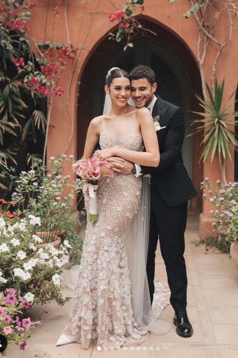 TikTok Star Aya Ibrahim’s Gorgeous Bridal Look Will Make You Fall in Love With Beige-Undertone Dresses Egyptian Wedding Dress, Wedding Urban Chic, Non White Wedding Dresses, Egyptian Wedding, Pre Wedding Photoshoot Props, Short Bride, Glam Bride, Wedding Photoshoot Props, Wedding Dresses For Kids