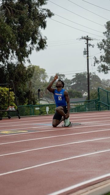 Track And Field Aesthetic Men, Athletics Aesthetic, Hurdles Track, High School Track, Westlake High School, Track Runners, Track Pictures, Track Star, Track And Field Athlete