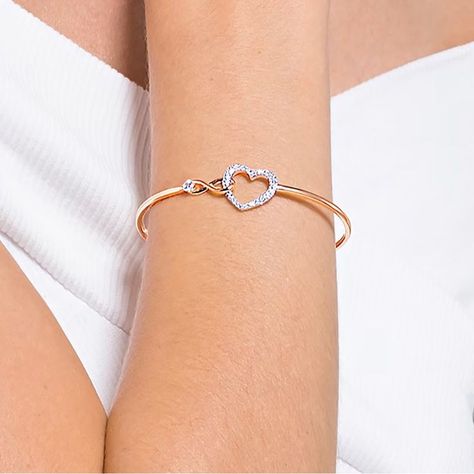 Heart With Rose, Infinite Heart, Bracelets Rose Gold, Rose Gold Bangle Bracelet, Turquoise Wrap Bracelet, Crystal Cuff Bracelet, Swarovski Crystal Hearts, Womens Bangles, Rose Gold Bangle