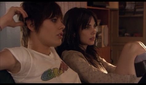 Oh ... Kate <3 Jenny Schecter L Word, Jenny Schecter, Kate Moennig, Shane Mccutcheon, Mia Kirshner, Katherine Moennig, L Word, The L Word, Pantomime