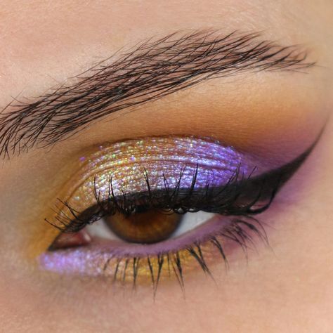 Gold And Purple Makeup Looks, Yellow Pink Purple Eyeshadow, Purple And Yellow Eyeshadow, Rapunzel Inspired Makeup, Purple And Gold Makeup Looks, Gold Purple Makeup, Purple Green Eyeshadow, Pop Of Color Eye Makeup, Purple And Gold Eye Makeup