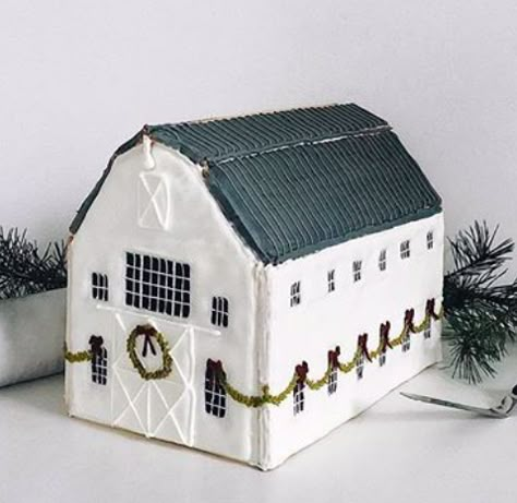 Gingerbread House Town, Farmhouse Gingerbread House, Barn Gingerbread House Ideas, Gingerbread Barn Ideas, Country Gingerbread House, Modern Gingerbread House, A Frame Gingerbread House, Barn Gingerbread House, Gingerbread Barn