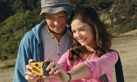 Starstruck Movie, Disney Channel Movies, Old Disney Channel, Tv Show Couples, Disney Channel Original, Danielle Campbell, Disney Channel Stars, I Love Cinema, Old Disney