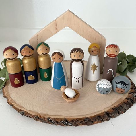 Peg Nativity, Peg Doll Nativity, Nativity Peg Doll, Wooden Toy Shop, Diy Nativity, Wood Cookies, Wood Peg Dolls, Handmade Wooden Toys, Montessori School