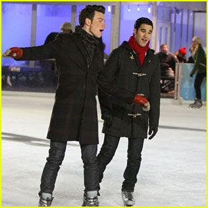 Ice Skating In New York, Skating In New York, Blaine And Kurt, Kurt And Blaine, Glee Klaine, Blaine Anderson, Christmas In New York, Irving Berlin, Kurt Hummel