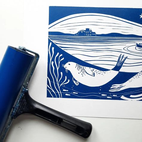 Another calendar design complete 🙌 Can anyone name the location?�👀 I'm not sure on the colour yet, so will need to do some more tests 😊 only 3 more lino prints to do for the calendar! . #art #linoprint #testprint #sneakpeek #seal #linocut #printmaking #artwork #design #calendar Seal Linocut, Design Calendar, Calendar Art, Linocut Printmaking, Lino Prints, Linocut Art, The Calendar, Calendar Design, Lino Print