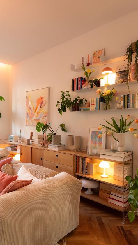 Apartment With Many Plants, Cozy Home Wall Colors, Colorful Room With Plants, Content Room Aesthetic, Cozy Living Rooms Color, Home With Personality, Rooms With Personality, Mood Board Inspiration Interior Design, Home Inspo Colorful