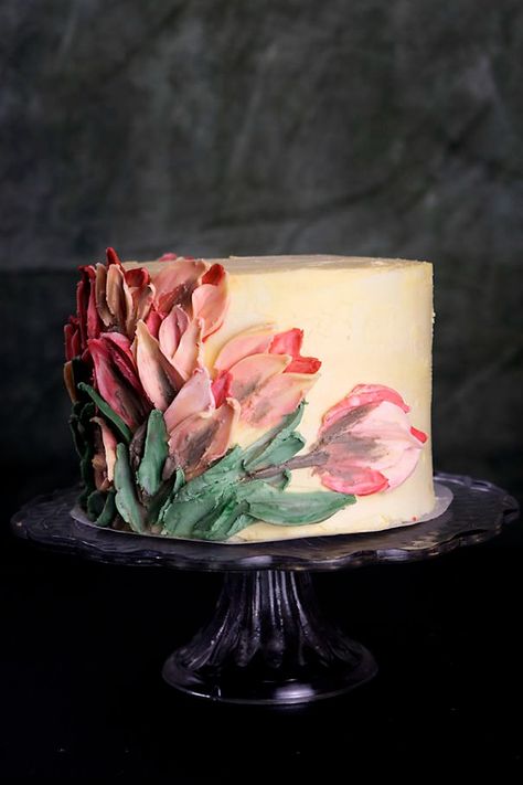 I Taught Myself To Paint Cakes With Palette Knives And Buttercream For My New Year's Resolution Cake Decorating With Buttercream, Palette Cake Design, Pallet Knife Cake Decorating, Cake Painting Tutorial, Buttercream Painting, Palette Cake, Paint Cakes, Decorating A Cake, Hand Painted Cake