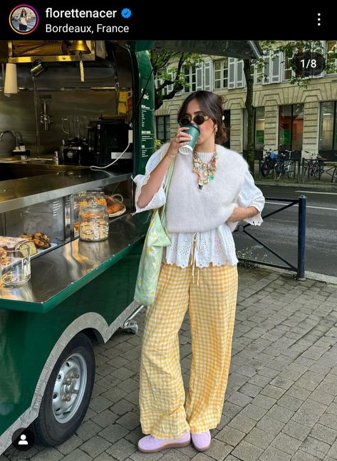 Copenhagen Street Style Summer, Copenhagen Street Style, Style Inspiration Spring, Boho Chic Outfits, Street Style Summer, Colourful Outfits, Work Fashion, Colorful Fashion, Preppy Style