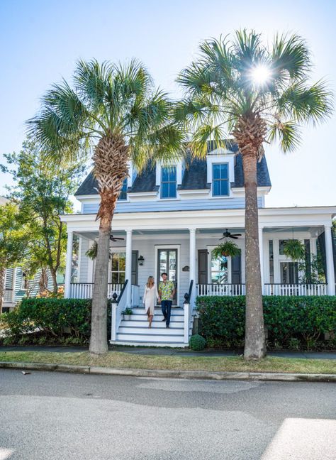 We Moved to Charleston!!!!! - JetsetChristina South Carolina Homes Exterior, Lowcountry Homes Charleston Style, Charleston House Aesthetic, Charleston Home Aesthetic, Charleston Sc Houses, Charleston Interior Design Style, Charleston Homes Exterior, Charleston Sc Homes, Charleston Houses