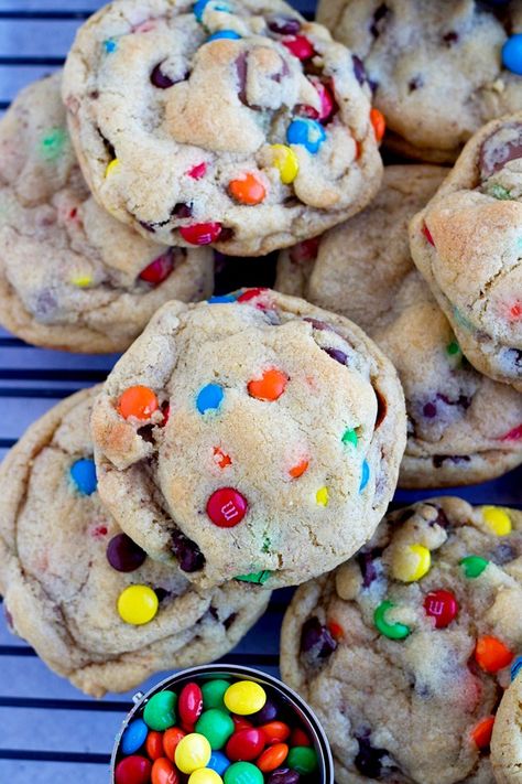 Chocolate Chip M&M Pudding Cookies – 5 Boys Baker Chocolate Chip Cookies Recipe With Pudding, Recipe With Pudding, Pudding Cookies Recipes, Cowboy Cookies, Chocolate Chip Cookies Recipe, Cookie Recipes Homemade, Pudding Cookies, Favorite Cookie Recipe, Semi Sweet Chocolate Chips