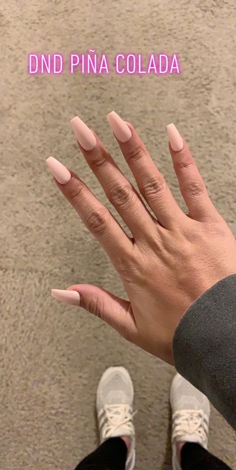 Dnd Pina Colada Nails, Dnd Shellac Colors, Dnd Nude Gel Polish, Dnd Gel Polish Colors Neutral, Dnd Swatches, Tina Snow, Dnd Gel Nail Polish, Dnd Nail Polish, Nail Laquer