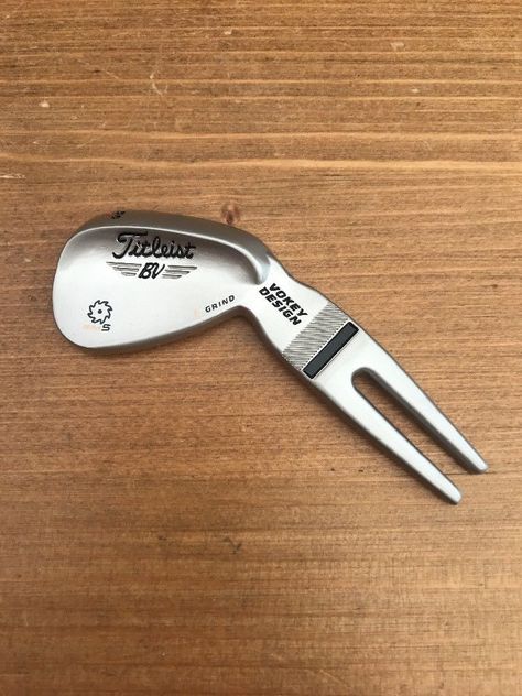 Titleist Vokey Sm5 Golf Wedge Shaped Pitch Mark Repair Tool Divot Tool Brand New Check more at https://lazidoshop.com/product/titleist-vokey-sm5-golf-wedge-shaped-pitch-mark-repair-tool-divot-tool-brand-new/ Golf Tournament Ideas, Golf Pro Shop, Golf Ball Crafts, Golf Lover Gifts, Athletic Aesthetic, Golf Pictures, Golf Wedges, Divot Tool, Golf Stuff