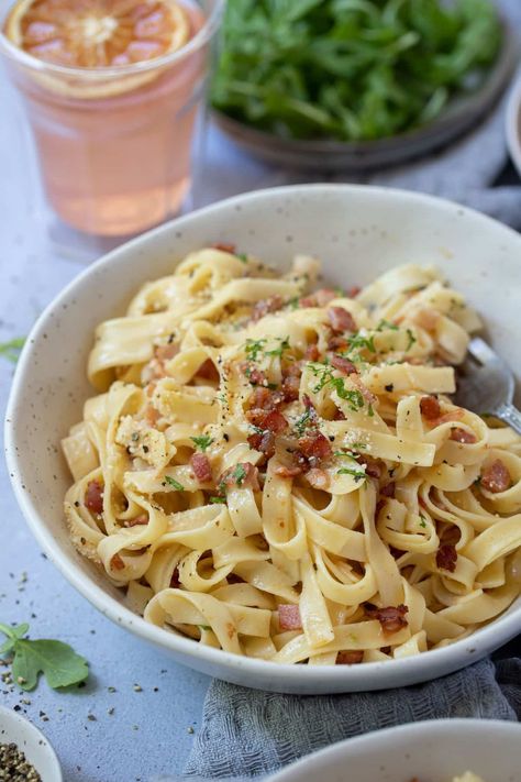 Mini Puff Pastry, Puff Pastry Quiche, Fettuccine Carbonara, Skiing In The Alps, Pasta Fettuccine, Pine Nuts Salad, Grilled Broccolini, Pasta Restaurant, Vanilla Slice