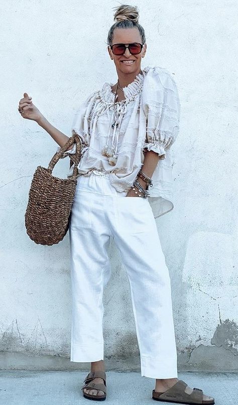 White Tops Outfit, Spring Trends Outfits, Fisherman Pants, Look Jean, Peasant Shirt, Cotton Voile Fabric, Voile Fabric, Over 50 Womens Fashion, Neutral Outfit