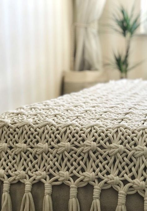 Macrame Decor Ideas, Macrame Bed, Macrame Runner, Macrame Table, Macrame Table Runner, Macrame Wall Hanging Diy, Macrame Wall Hanging Patterns, Macrame Curtain, Macrame Patterns Tutorials