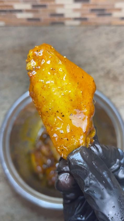 meagancaseycuisine on Instagram: Honey Lemon Pepper Wings ✨ Ingredients -Chicken wings -Butter -Lemon pepper seasoning -Garlic Paste -Hot Sauce -Worcestershire sauce… American Deli Lemon Pepper Wings Recipe, Lemon Pepper Wing Sauce, Lemon Pepper Wings Recipe, Honey Lemon Pepper Wings, Wing Sauce Recipe, American Deli, Wing Sauce Recipes, Lemon Pepper Wings, Pepper Seasoning