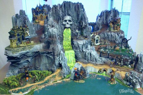 Halloween Skull Mountain Foam Village Display - Hot Wire Foam Factory Mountain Display, Lemax Spooky Town Display, Spookytown Display, Village Layout, Fall Village, Diy Halloween Village, Skull Mountain, Halloween Villages, Lemax Halloween Village