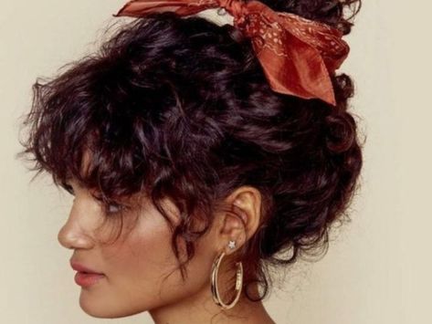 Shag Updo, Everyday Hairstyles For Short Hair, Best Leave In Conditioner, Curly Hair Looks, Conditioner For Curly Hair, Curly Shag, Curly Shag Haircut, Loose French Braids, Midsize Summer