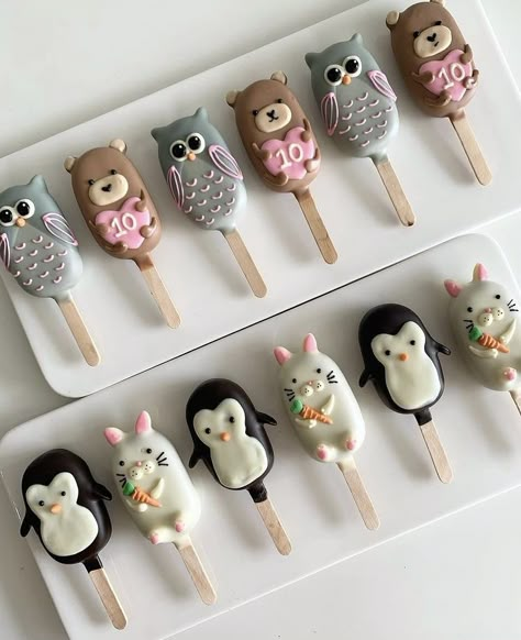 White Chocolate Desserts, Lollipop Recipe, Cake Pop Designs, Cute Marshmallows, Cake Pop Decorating, Chocolate Covered Treats, Cake Pop Recipe, Mini Cakes Birthday, Cute Baking