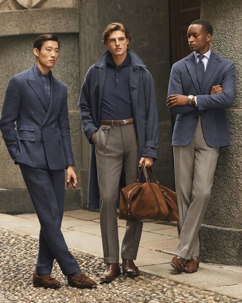 Ralph Lauren (@ralphlauren) • Instagram photos and videos Ralph Lauren Men Outfits, Mens Jackets Fall, Mens Work Outfits, Herringbone Jacket, Guys Clothing Styles, Fashion Suits For Men, Ralph Lauren Purple Label, Suit Style, Autumn Fashion Casual