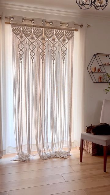 Cortina Macrame, Macrame Knots Tutorial, Knots Tutorial, Macrame Wall Hanging Patterns, Macrame Curtain, Home Entrance Decor, Entrance Decor, Macrame Knots, Fun Diy Crafts