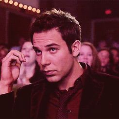 Skyler Astin, Pitch Perfect Quotes, Pitch Perfect Movie, Skylar Astin, Giphy Gif, Perfect Husband, Billy Idol, Childhood Movies, Pitch Perfect