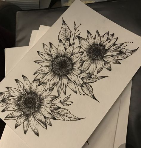 Sunflower Pointillism, Pointillism Drawing, Dotted Drawings, Sunflower Drawing, Stippling Art, Mata Hari, Sunflower Tattoos, Hummingbird Tattoo, Drawing Drawing