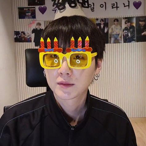 Yoongi Birthday, Suga Birthday, Birthday Icon, V Bts Wallpaper, Bts Birthdays, Min Yoongi Bts, Min Suga, Bts Korea, Bts Yoongi