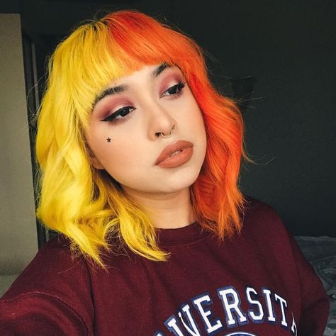 ❀ Valentina Romée ❀ Hair Color Change, Multicolor Hair, Half And Half Hair, Split Dye, Split Dyed Hair, Hair Color Orange, Woman Hair, Split Hair, Hair Color Pastel