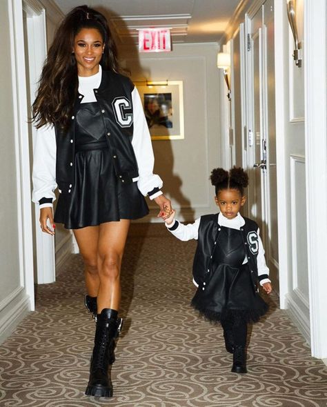 Ciara Outfits, Wall Aesthetics, Ciara Style, Homecoming 2022, Ciara Wilson, Ciara And Russell Wilson, Ciara And Russell, Glam Photoshoot, Russell Wilson