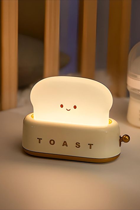 Toast Night Light, Cute Night Lights Aesthetic, Night Lamp Aesthetic, Toaster Lamp, Desk Lamp Aesthetic, Aesthetic Night Light, Toast Light, Toast Lamp, Cute Toaster