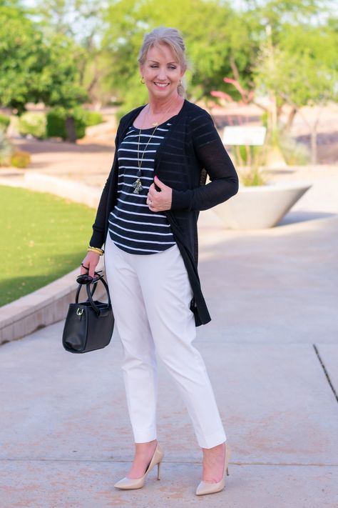 Black and White Summer Work Outfit - Dressed for My Day Casual Smart Outfits, White Pants Outfit Spring, Outfits In Black, Summer Office Looks, Summer Work Outfits Office Casual, Summer Work Outfit, Summer Work Outfits Office, Dressed For My Day, Spring Summer Capsule Wardrobe