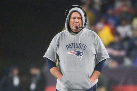 Bill Belichick Earns Career Milestone With 300th Win Drew Bledsoe, Desean Jackson, Carson Wentz, Bill Belichick, John Elway, Julian Edelman, Defensive Back, Dangerous Games, Nfl History