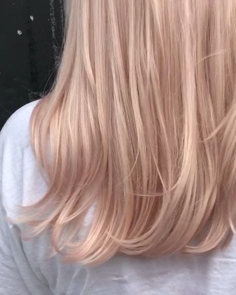 Daenerys Hair, Blond Rose, Champagne Blonde Hair, Ethnic Hair, Side Bangs Hairstyles, Champagne Blonde, Ethnic Hairstyles, Head In The Clouds, Strawberry Blonde Hair