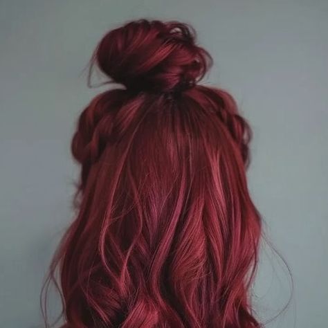 Maroon Hair Aesthetic, Magenta Hair Aesthetic, Hair Aesthetic Faceless, Fuchsia Hair, Maroon Hair, Magenta Hair, Hair Aesthetic, Red Shorts, Short Hair Styles