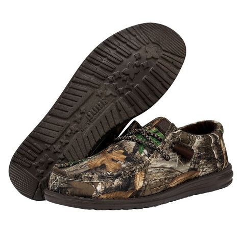 HEYDUDE | Men's Casual | Wally Realtree Edge® - Brown/natural | Size 11 - A long day in the fields calls for a bit of comfort back at camp. Kick your feet up by the fire in the first ever HEYDUDE™ x Realtree licensed shoes. The lightweight cushion of HEYDUDE™ blends together with signature Realtree camo patterns for a pair of shoes that are all about post adventure comfort. Shoe Specs: Flex & Fold Technology Ultralight outsole Canvas Realtree Edge® pattern top Realtree Edge® pattern footbed Easy School Uniform Shoes, Hey Dudes, Camo Patterns, Comfort Shoe, Realtree Camo, Most Comfortable Shoes, Hey Dude, Wide Shoes, Long Day