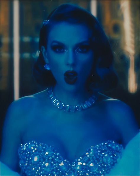 Midnight Taylor Swift Bejeweled, Taylor Swift Aesthetic Bejeweled, Midnights Taylor Swift Bejeweled, Taylor Swift Midnights Bejeweled, Taylor Swift Bejeweled, Midnights Bejeweled, Midnights Taylor Swift Aesthetic Bejeweled, Bejeweled Taylor Swift, Taylor Swift Bejeweled Music Video