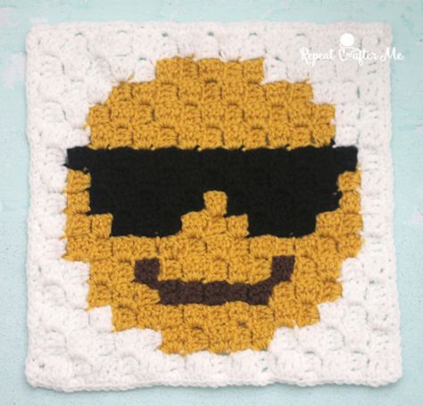 Happy Face Emoji C2C square and pixel graph - Repeat Crafter Me Embarrassed Emoji, Crochet Emoji, Sunglasses Emoji, Heart Eyes Emoji, Crazy Face, Kiss Emoji, Repeat Crafter Me, Crochet Graph, Corner To Corner Crochet