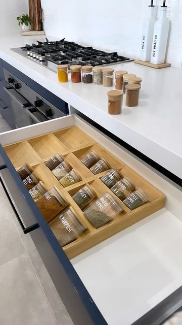 Vicky on Instagram: "🎥 @smithies_home How cool are these spice jars and the whole set up ?! 👌🏼 . . . #spices #spice #decorativejars #organization #organizing #homedecor" Essential Kitchen Appliances, Herb Drawer, Spice Drawer Ideas, Boy Mum, Organised Mum, Spice Organization Drawer, Spice Holder, Pantry Drawers, Kitchen Island Bench