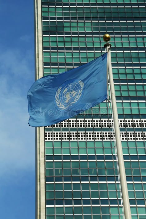 Un Headquarters New York, New York United Nations, United Nations New York, United Nations Aesthetic, Diplomat Aesthetic, Flags Aesthetic, United Nation Organisation, Un Flag, United Nations Flag