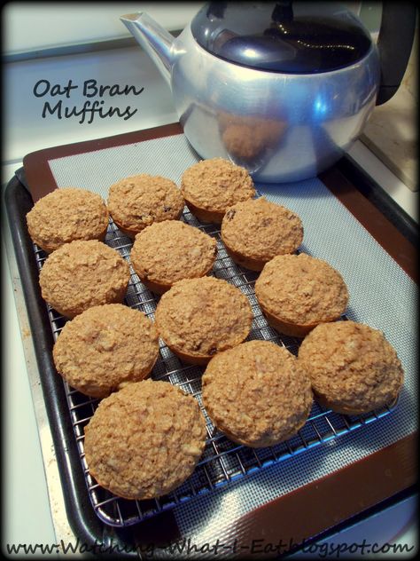 Basic Muffins, Oat Bran Muffin Recipe, Oat Bran Recipes, Apple Bran Muffins, Bran Muffin Recipe, Bran Muffins Healthy, Oat Bran Muffins, Oatmeal Muffins Healthy, Bran Muffin