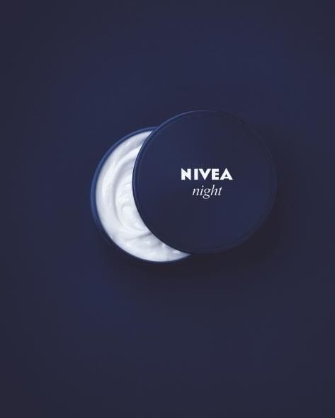 Nivea Night Cream, What Is Fashion Designing, Guerrilla Marketing, Clever Advertising, 광고 디자인, Creative Advertising Design, Publicidad Creativa, Guerilla Marketing, Best Ads